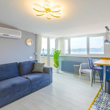 Lovely Flat 500 M To Uskudar Ferry Station Istambul Exterior foto